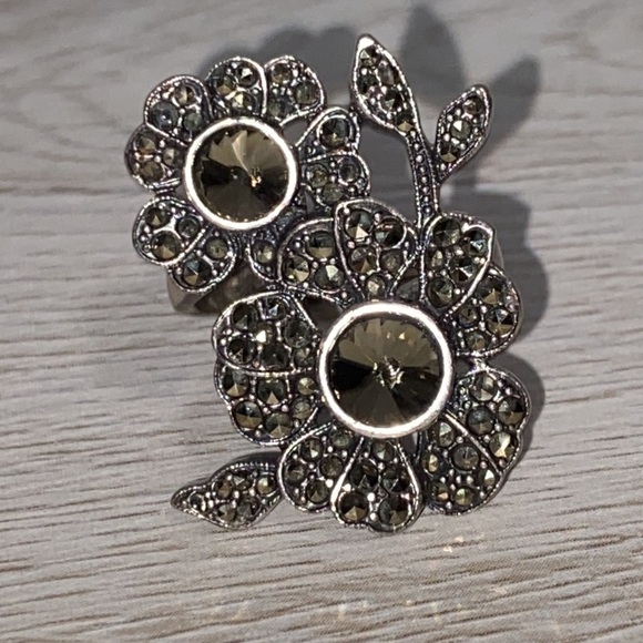 Fossil Silver Black Flower Ring Hematite Stones Marcasite Shimmery Whimsical - Picture 8 of 15